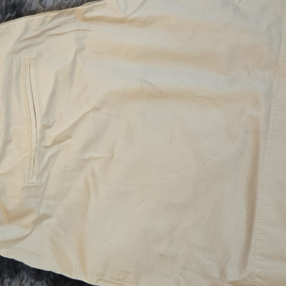 Ralph Lauren Cream High Waist Shorts with Brown Belt Accents - Picture 8 of 8